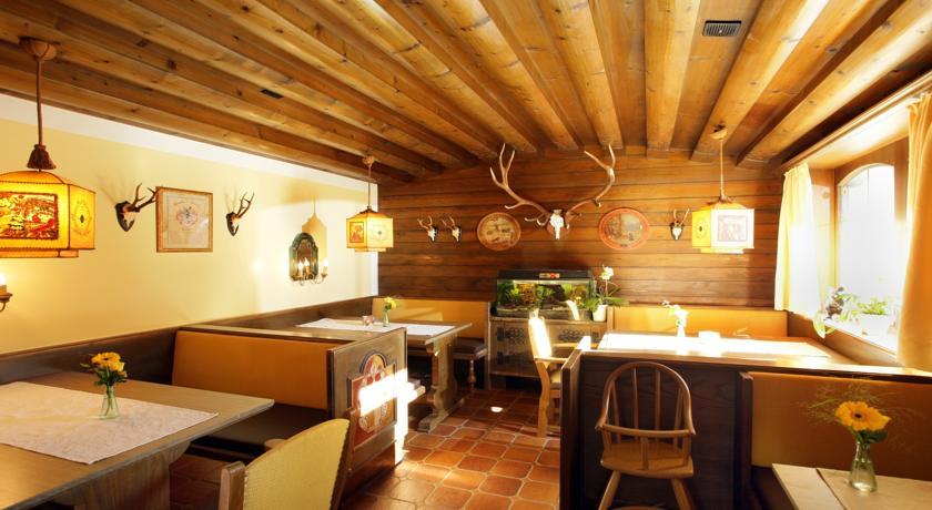 Cafe Pension Koller Brixen im Thale Exterior photo